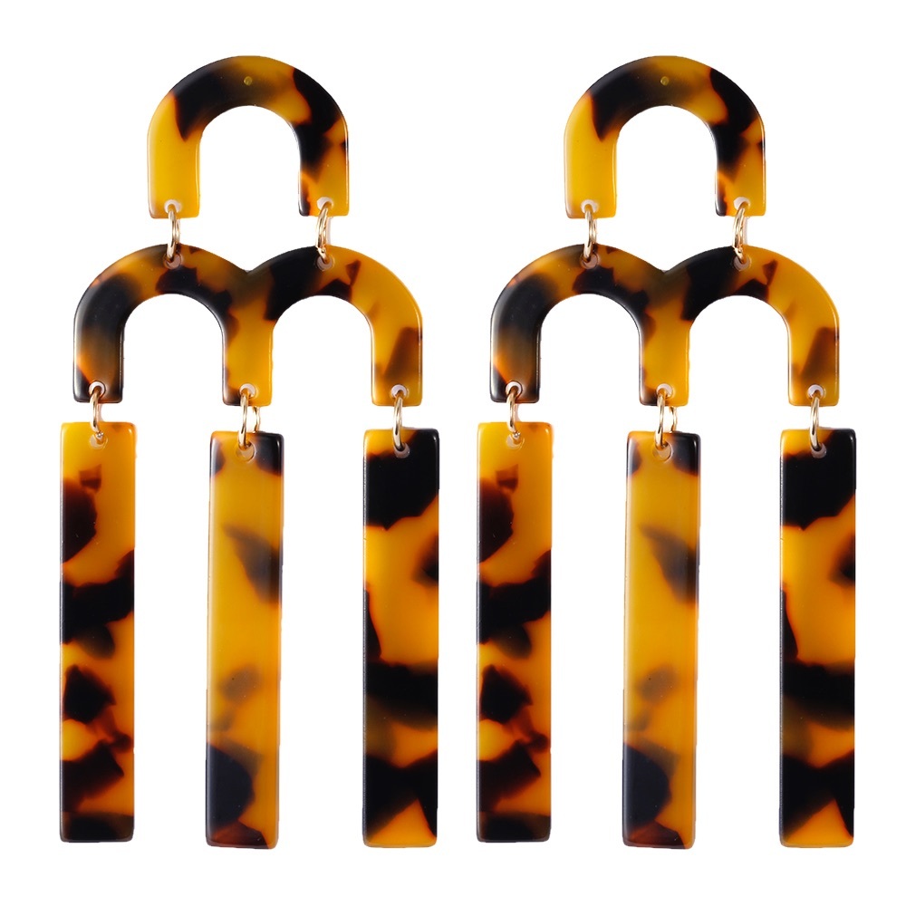 ‘Diane’ Exaggerated statement earrings - Picture 2 of 6